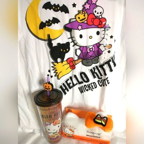 Hello Kitty Halloween Bundle - Picture 1 of 11